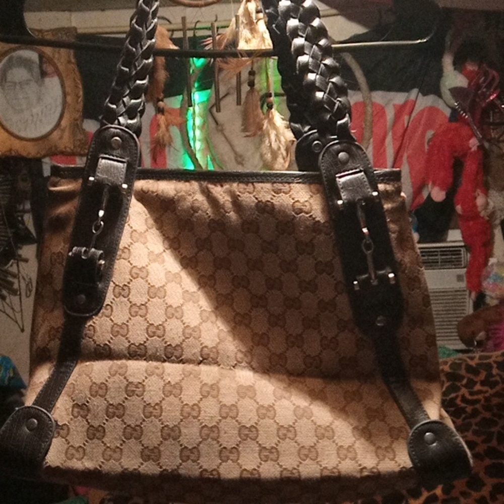 Large Authentic Used Gucci Pelham bag